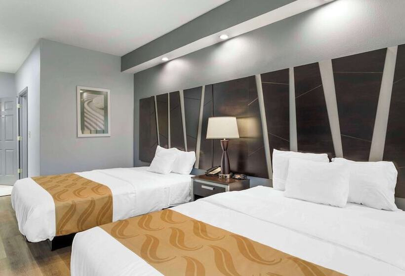 Отель Quality Inn Oak Ridge