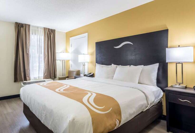 فندق Quality Inn University Area