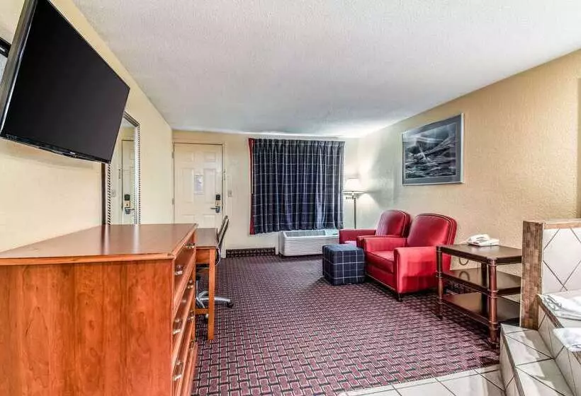 בית מלון כפרי Rodeway Inn