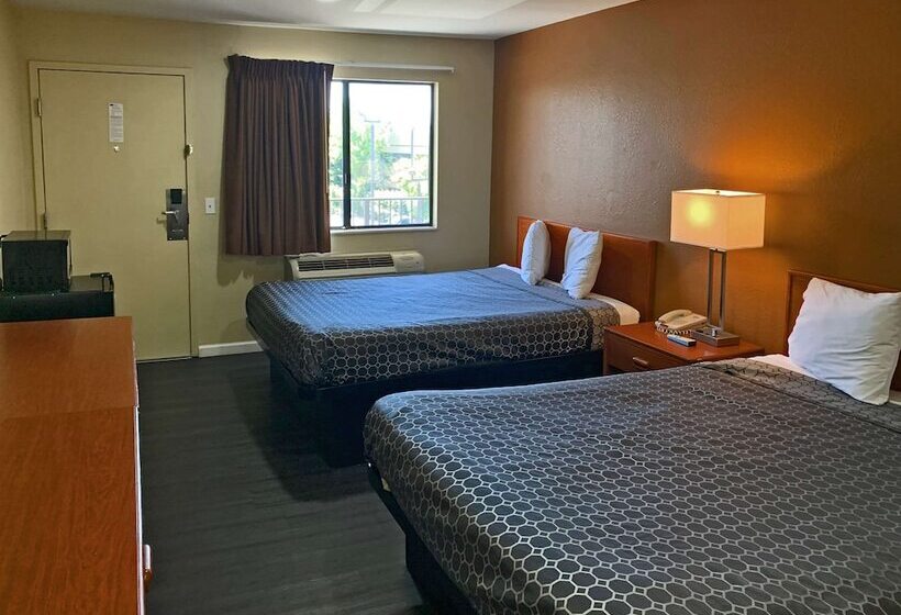 هتل Rodeway Inn Sacramentouniversity Area