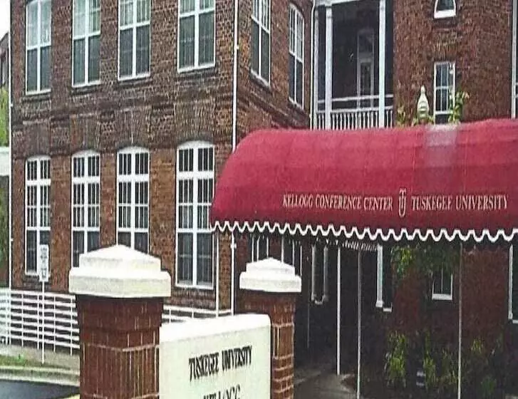 Kellogg Hotel & Conference Center