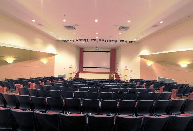 Kellogg Hotel & Conference Center