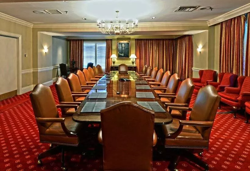 Kellogg Hotel & Conference Center