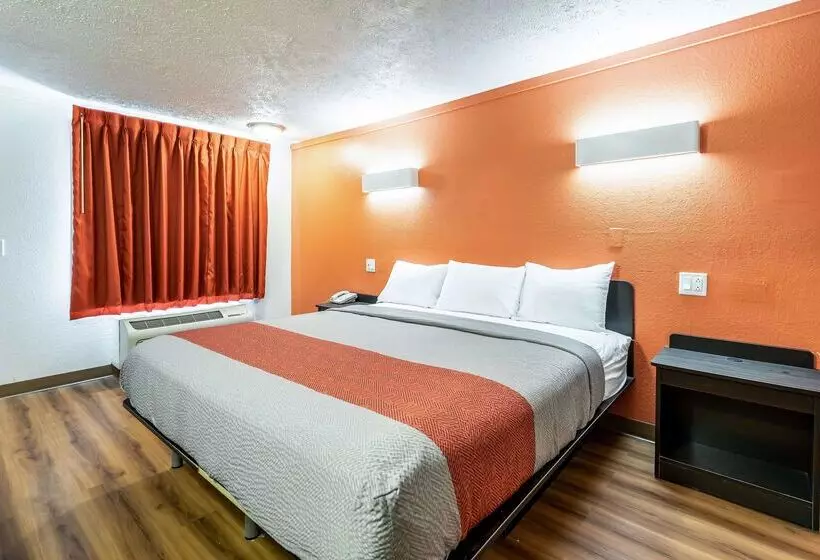 Motel 6 Mansfield, Oh