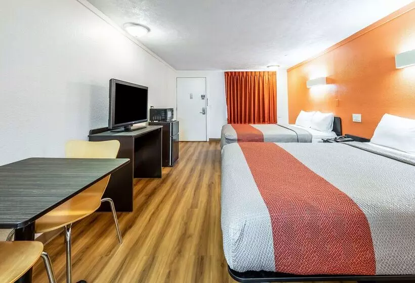 Motel 6 Mansfield, Oh