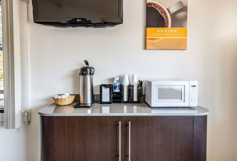 Motel 6 Mansfield, Oh