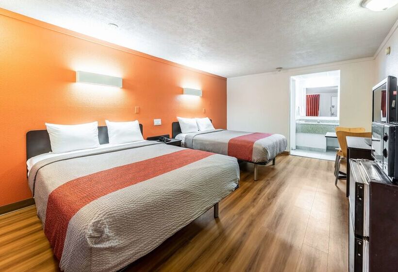 Motel 6 Mansfield, Oh