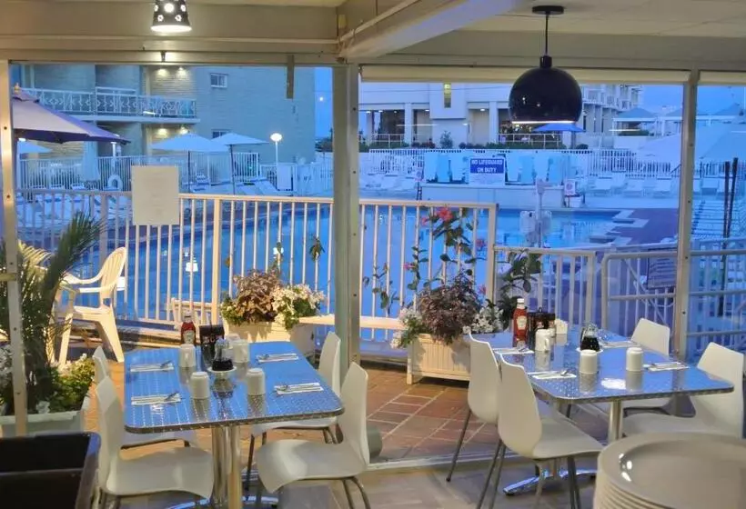 The Jolly Roger Motel