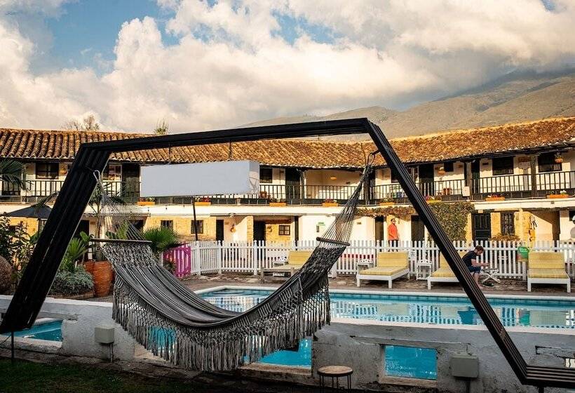 Общежитие Aceitunos