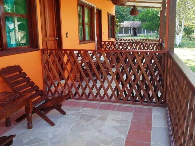 فندق Cabaña Kayon & Zarco