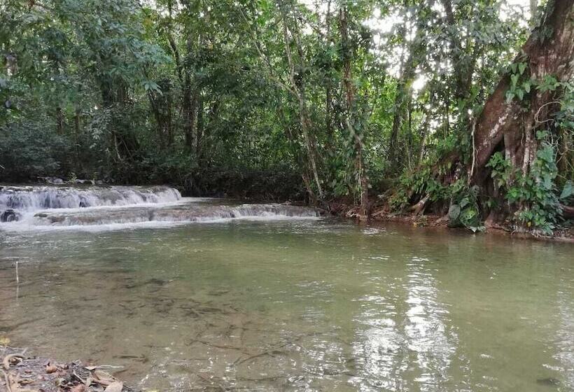 فندق Cabaña Kayon & Zarco