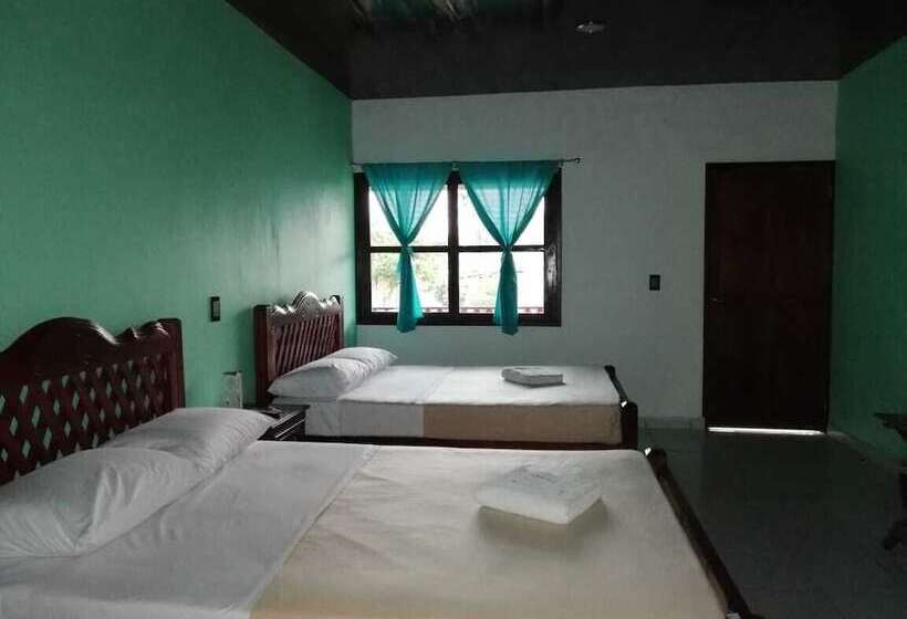 فندق Cabaña Kayon & Zarco