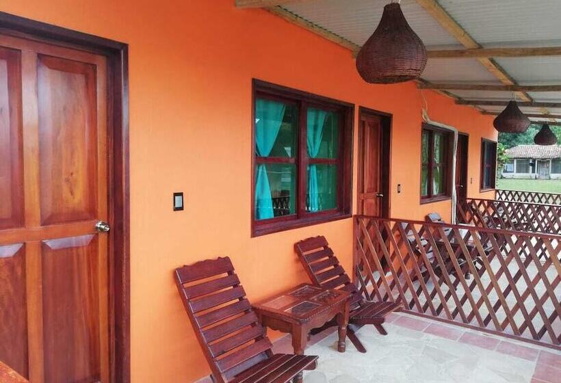 فندق Cabaña Kayon & Zarco