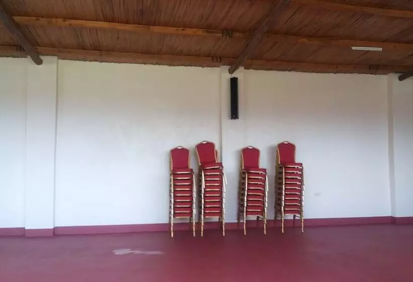 هتل Global Friendship