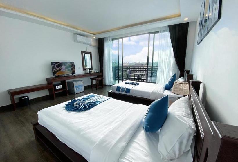 בית מלון כפרי Serene Premier Vangvieng