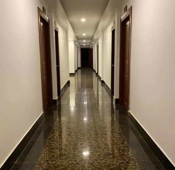 Hotelli Serene Premier Vangvieng