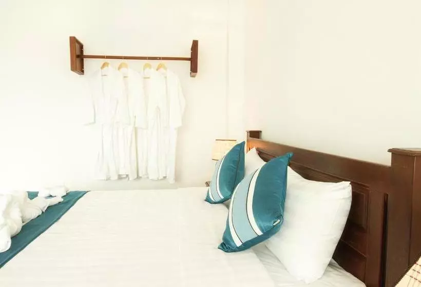 Hotelli Serene Premier Vangvieng