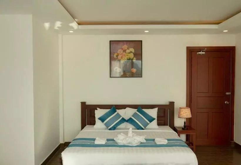 Hotelli Serene Premier Vangvieng