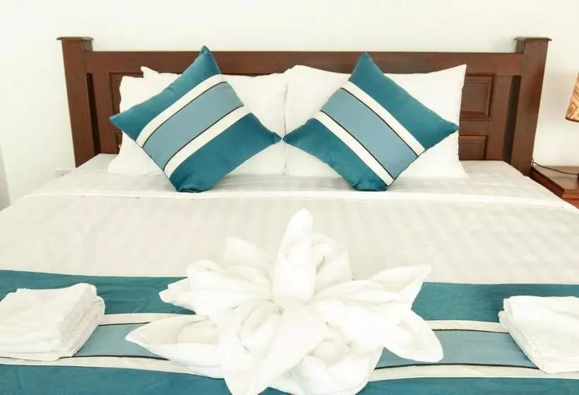 Hotelli Serene Premier Vangvieng