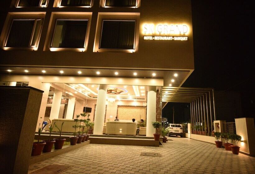 هتل Sk Grand