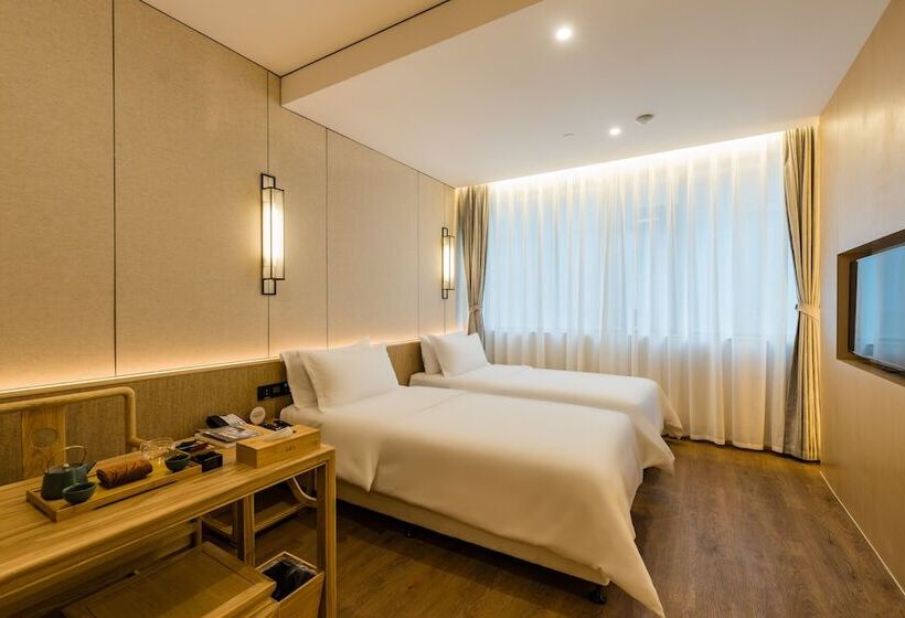 Hotel The Hidden House Chengdu Chunxi Road Branch