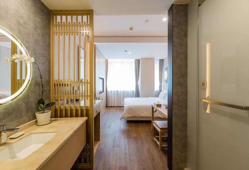 Hotel The Hidden House Chengdu Chunxi Road Branch