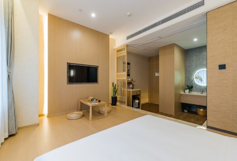 Hotel The Hidden House Chengdu Chunxi Road Branch