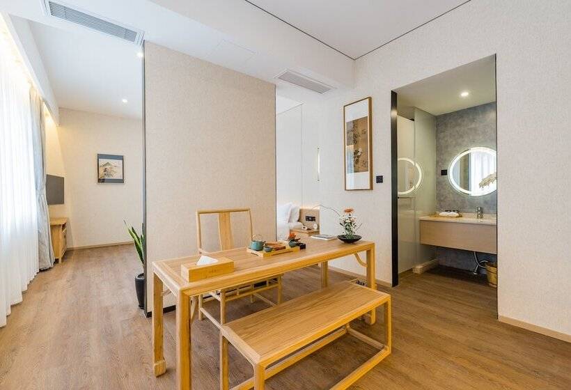 Hotel The Hidden House Chengdu Chunxi Road Branch