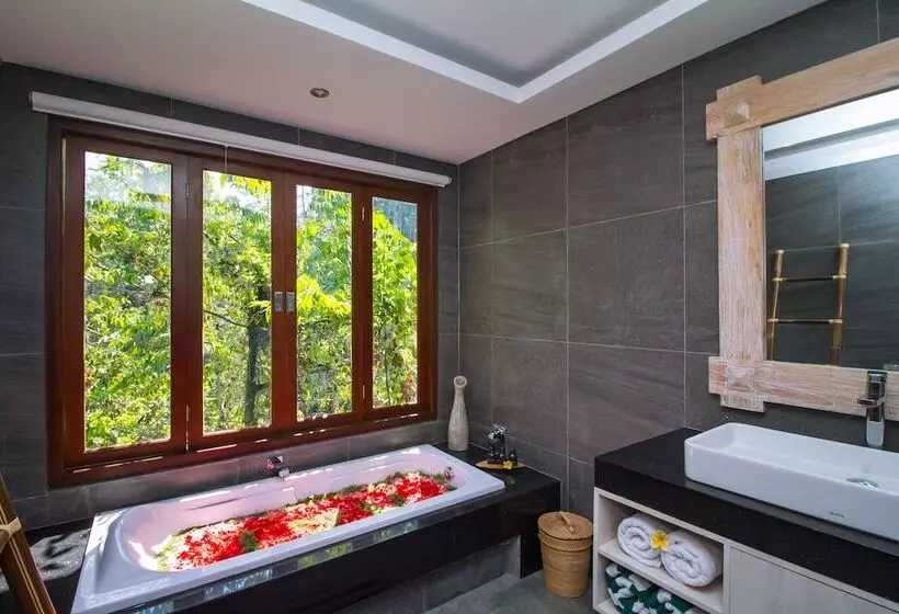 ホテル Ubud Hills Villas & Resort