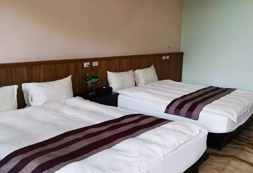تختخواب و صبحانه Hualien Sea Sky Resort