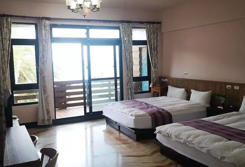 تختخواب و صبحانه Hualien Sea Sky Resort
