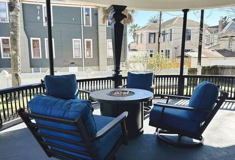 تختخواب و صبحانه The Mansion On 17th, Formerly Schaefer Haus