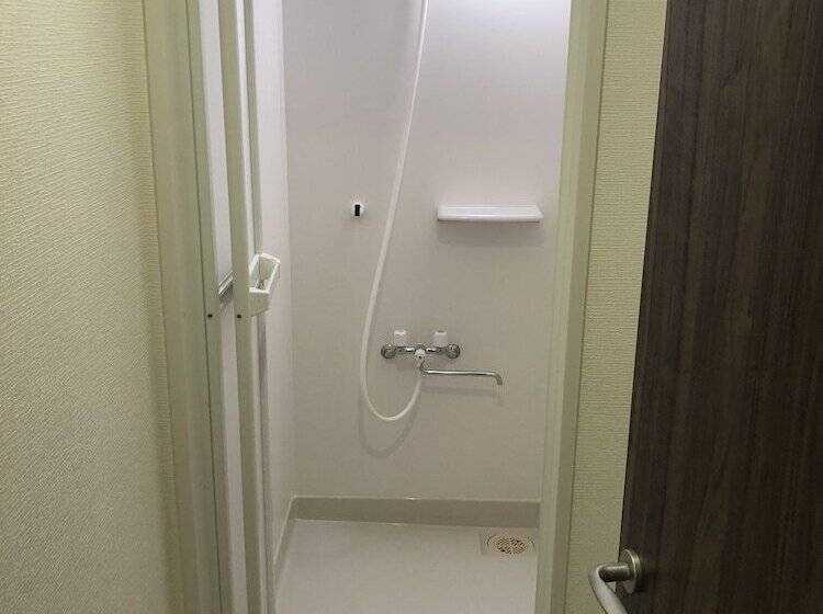 Общежитие Hiroshima Guest House Nice Day