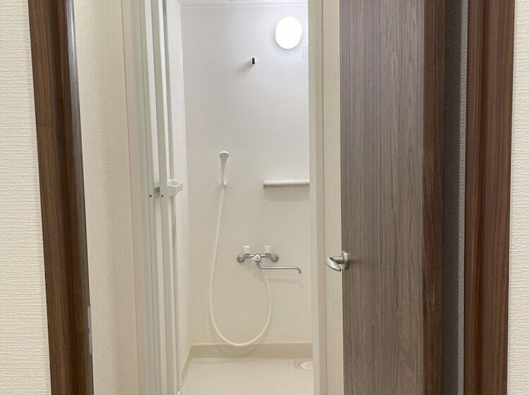 Общежитие Hiroshima Guest House Nice Day