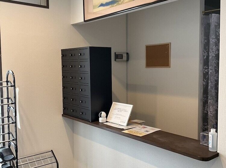 Общежитие Hiroshima Guest House Nice Day