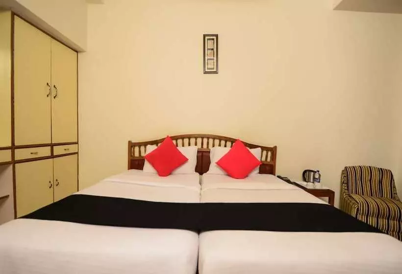 هتل Capital O 7200  Yks
