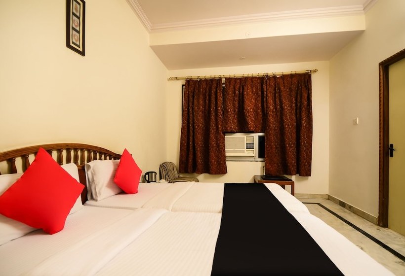 Hotel Capital O 7200 Yks