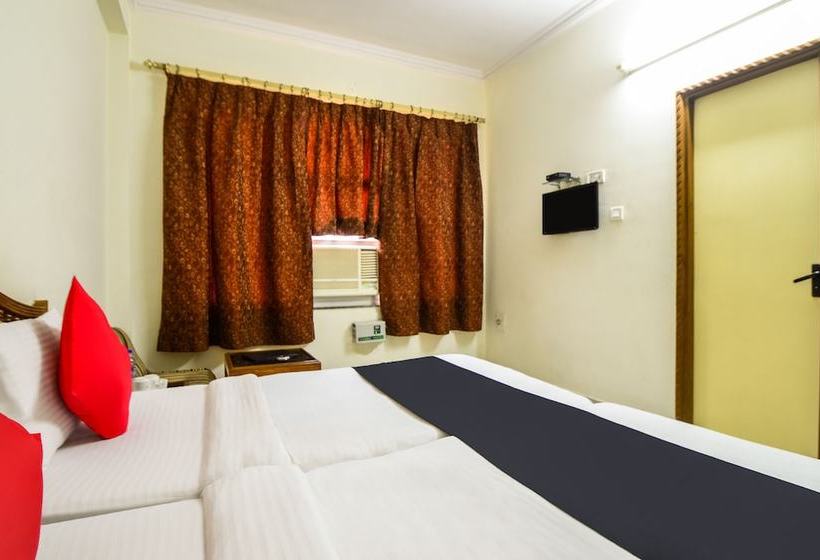 Hotel Capital O 7200 Yks