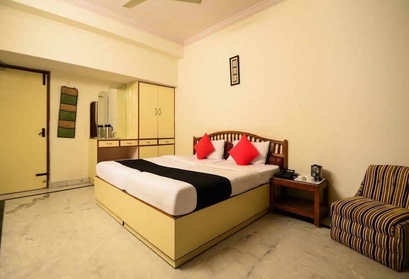 Hotel Capital O 7200 Yks