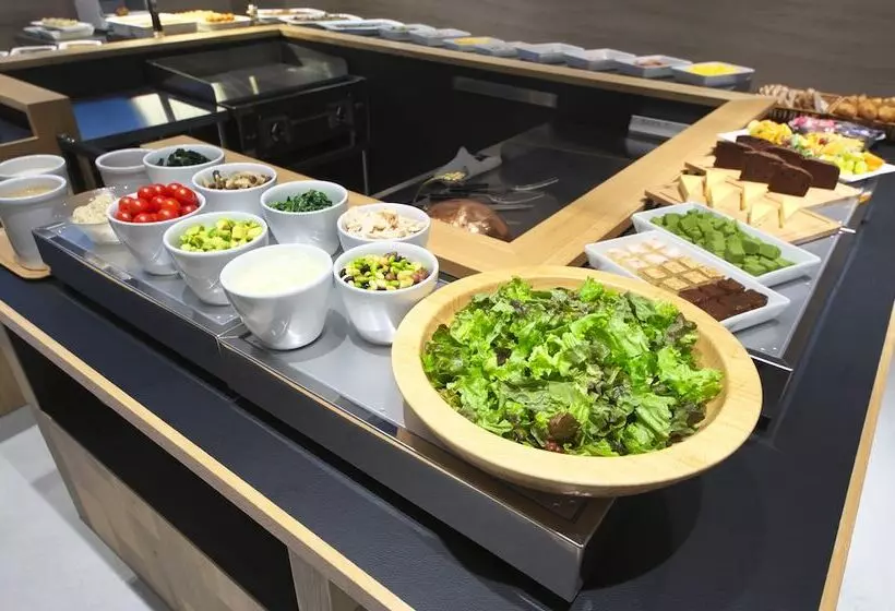 هتل Dans Le Coeur Osaka Umeda