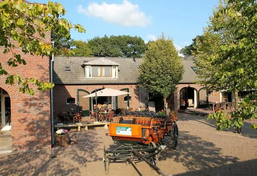 Hotelli Herberg De Lindehoeve