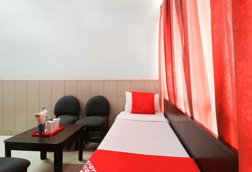 فندق Malik Regency By Oyo Rooms