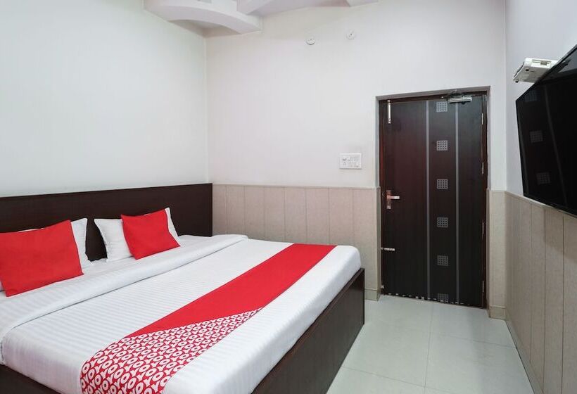 فندق Malik Regency By Oyo Rooms