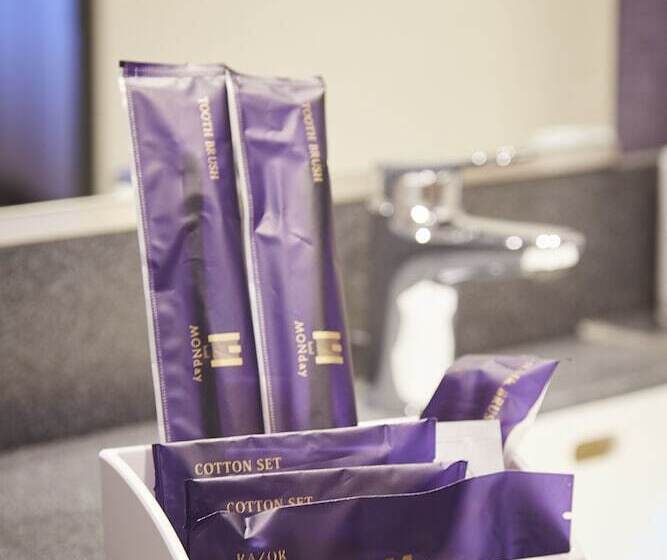 هتل Monday Kyoto Karasumanijo