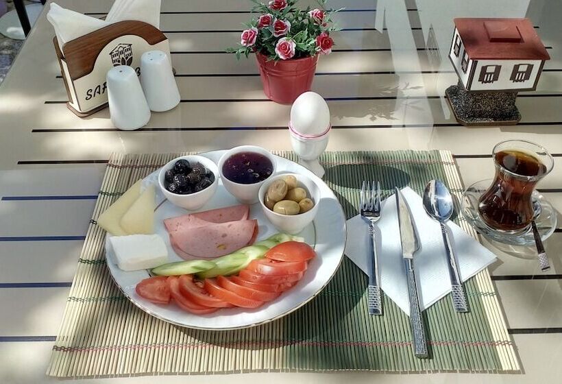 בית מלון כפרי Payidar Konak Ve Cafe