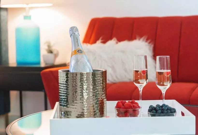 Motelli Bellevue Oasis  Adults Only