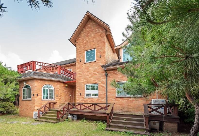 פנסיון The Hue Largo Bundang