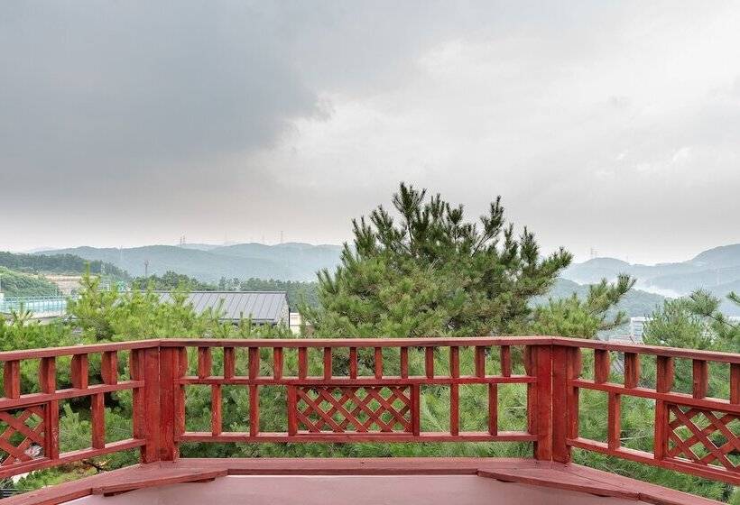 פנסיון The Hue Largo Bundang