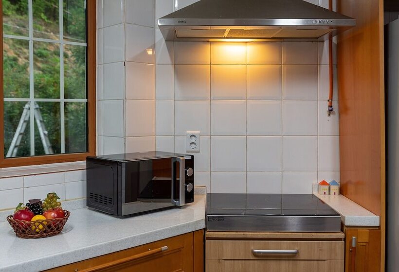 פנסיון The Hue Largo Bundang