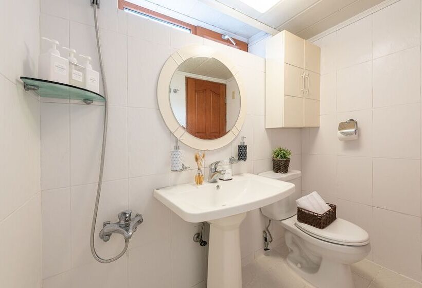 פנסיון The Hue Largo Bundang